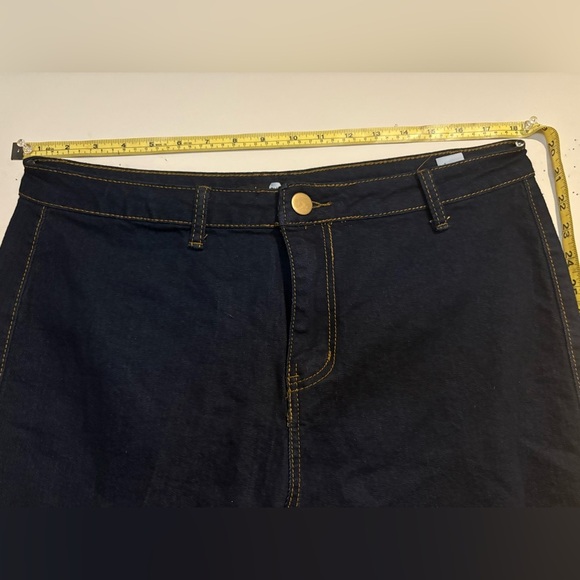 Boohoo - Picture 3 of 9